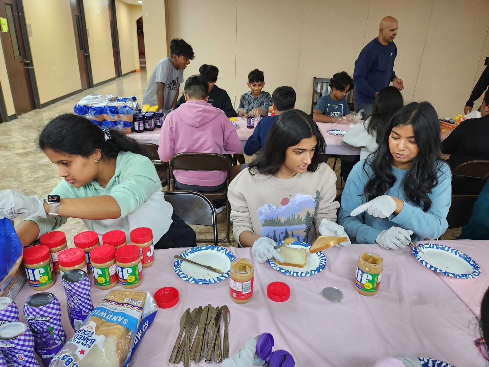 BLESSING-BAGS-SERVICE13